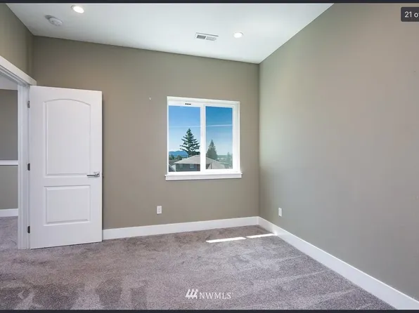 2177 Marianas Ln, Ferndale, WA 98248