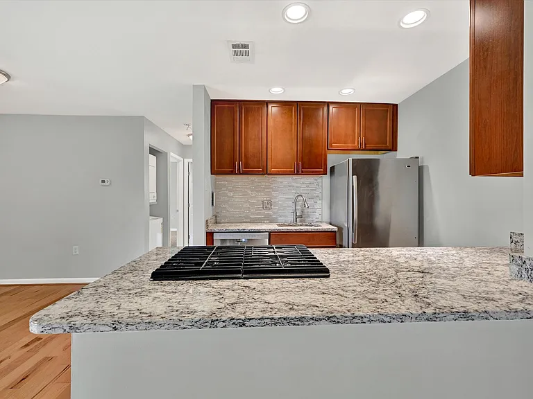 116 Mountain Rd #3C — Photo 7