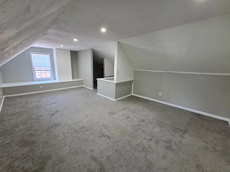 1405 Villa Dr — Photo 14
