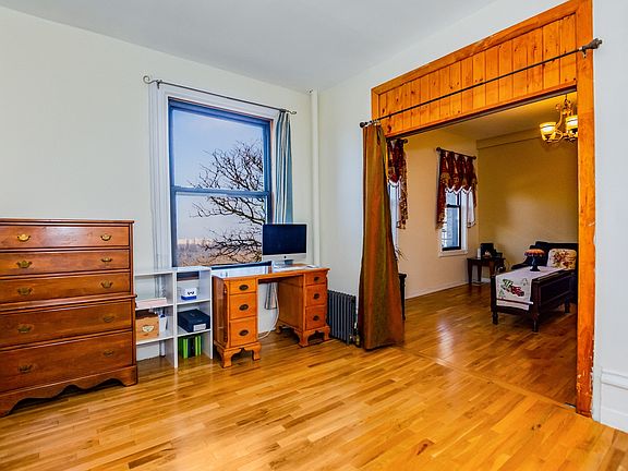 2nd image of 825 W 179th St APT 2C