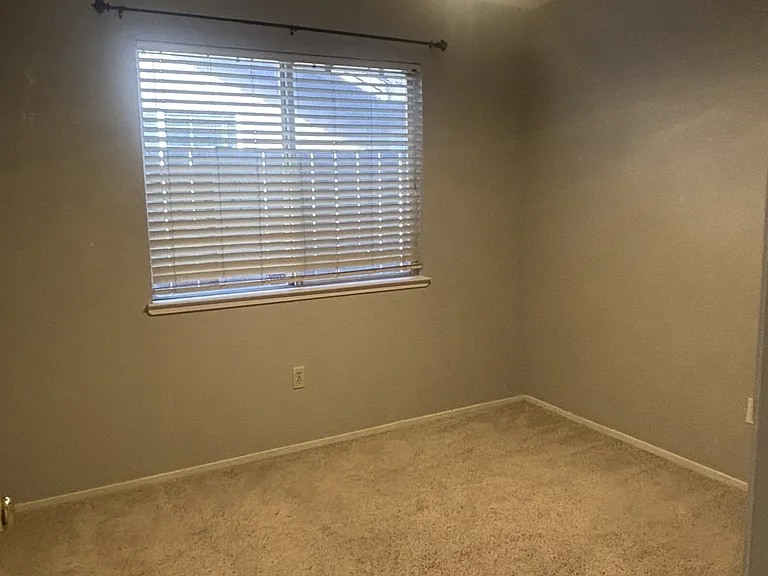 3431 Arizona Ave — Photo 11