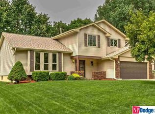 15138 Fieldcrest Dr, Omaha, NE 68154