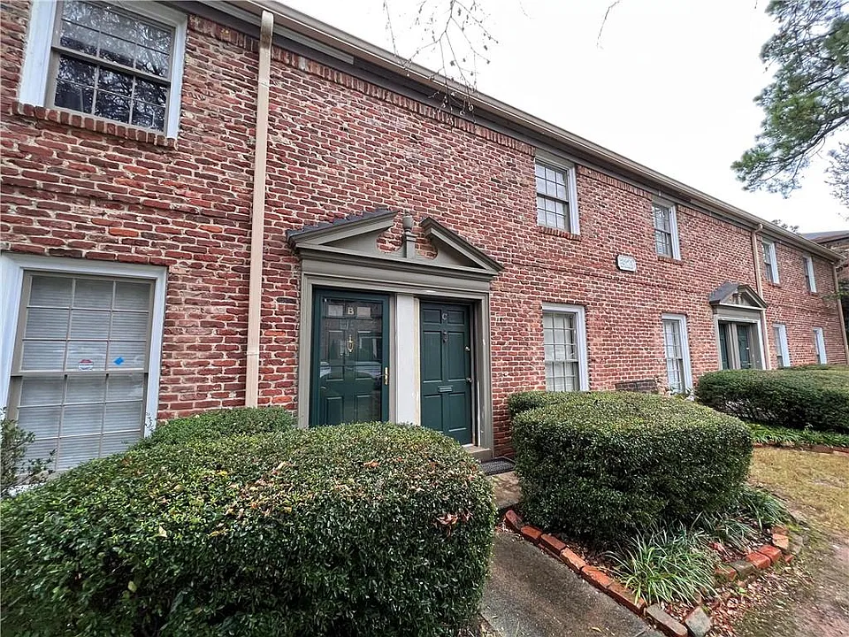 3121 Colonial Way #B
