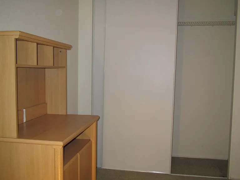 49 Old Wood Rd #ROOM — Photo 8