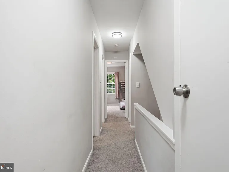 214 Washington St — Photo 28