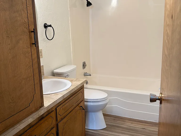 3074 Marion St SE — Photo 9