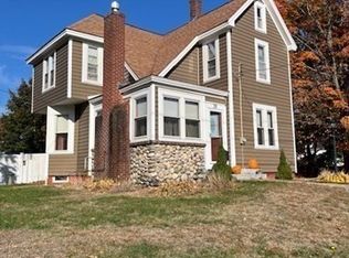 28 Nashua St, Ayer, MA 01432
