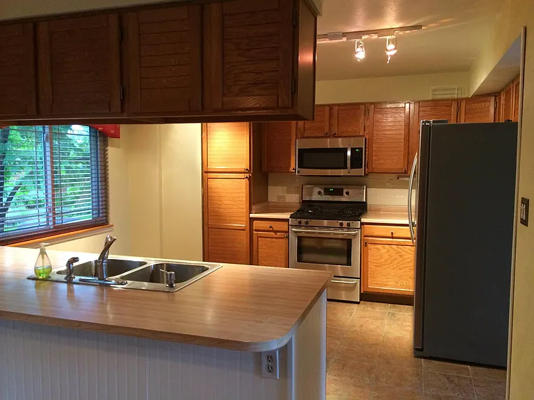 527 W Cactus Ct — Photo 8