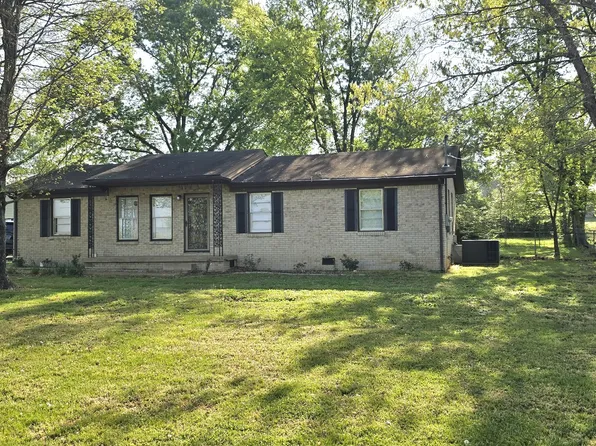 131 Clauson Dr, Columbia, TN 38401