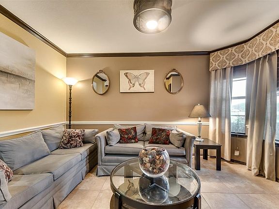 4th image of 104 Horseshoe Dr