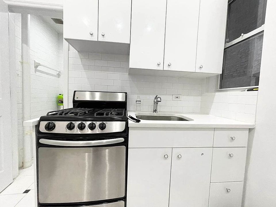 2nd image of 311 E 80th St APT 4