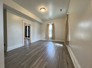1397 Washington St #A, Dubuque, IA 52001