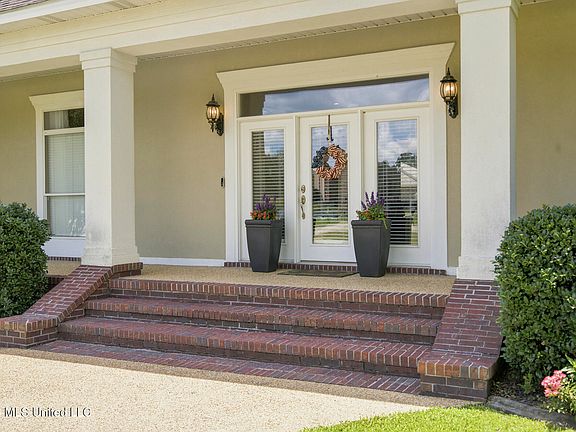 3rd image of 16354 Yaupon Berry Dr