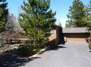 61553 W Ridge Ave, Bend, OR 97702
