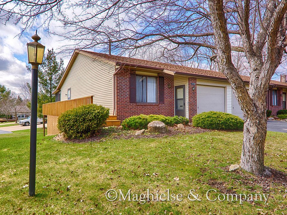 1st image of 8779 Courtland Dr NE #7