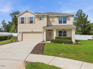831 Oak Hollow Loop, Deland, FL 32724