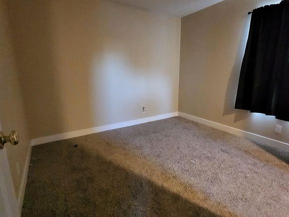4th image of 1595 Laurelbrook Dr
