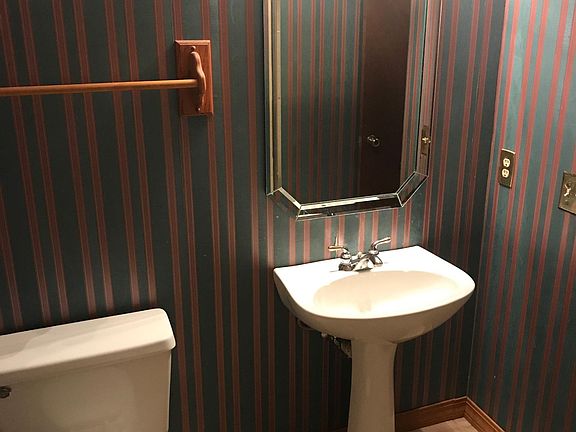 5th image of 1802 San Dollar Cir