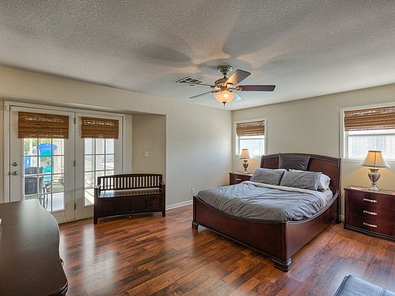 4th image of 1124 Broken Hills Dr
