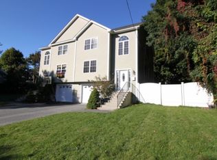 2 Albemarle St, Worcester, MA 01605