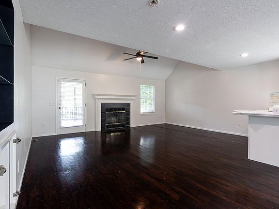 Open Design. Living Room.