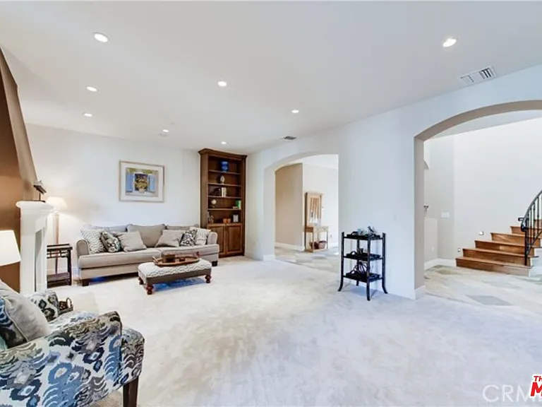 5230 Quakertown Ave — Photo 29