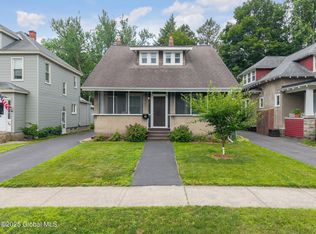 38 Washington Rd, Scotia, NY 12302