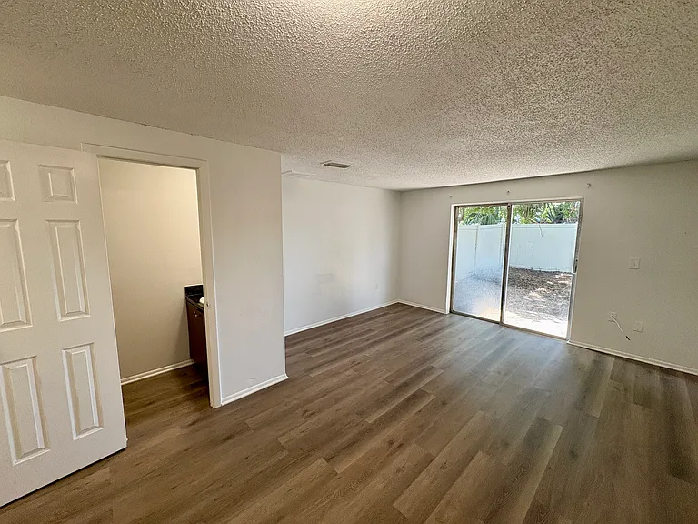 Atlantic Townhomes — Photo 18
