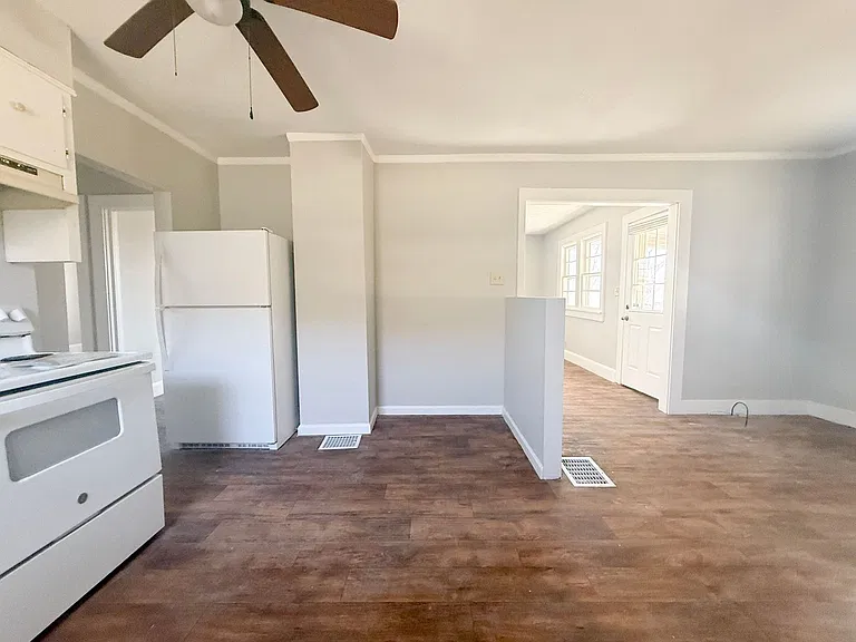 158 King St — Photo 19
