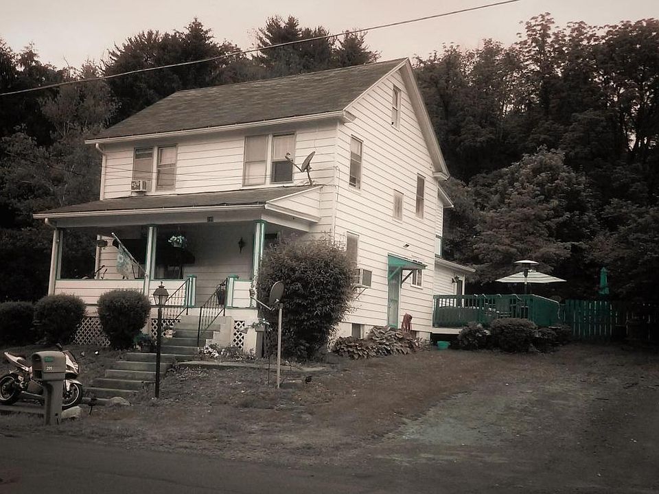 2nd image of 299 Drinker St
