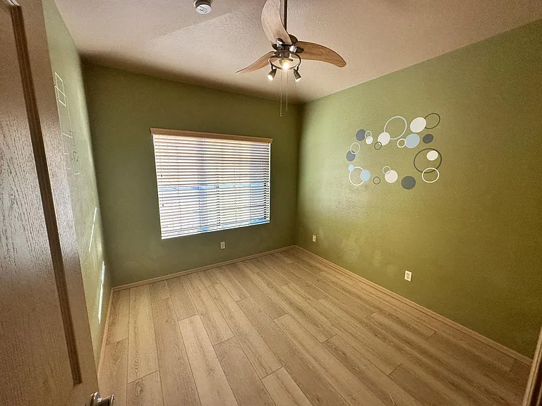 1026 W Euclid Ave — Photo 21