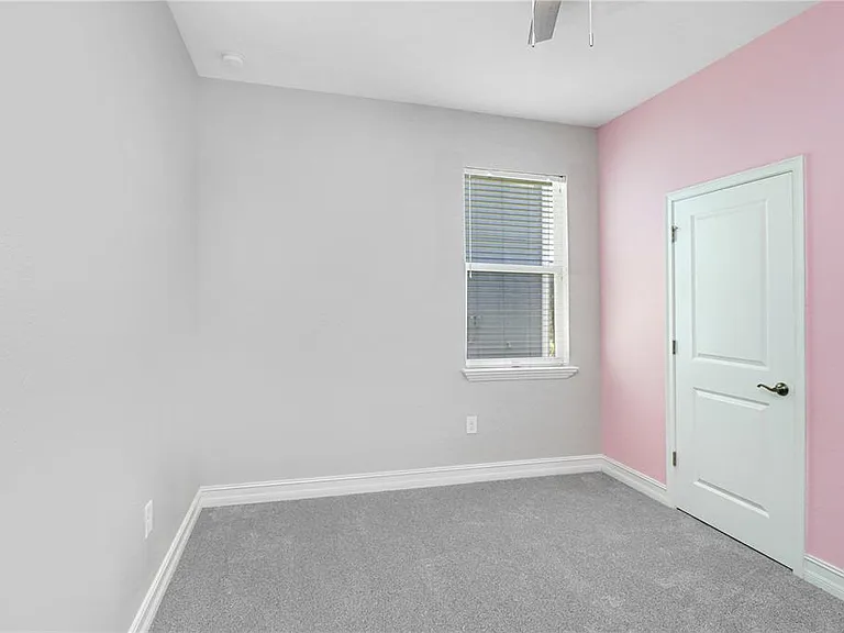16325 Hyde Manor Dr — Photo 21