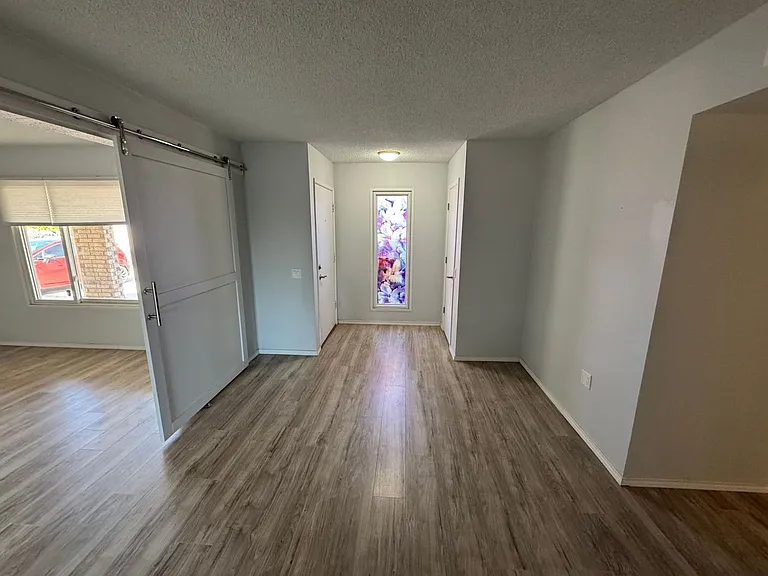 19838 N Pine Springs Dr — Photo 2