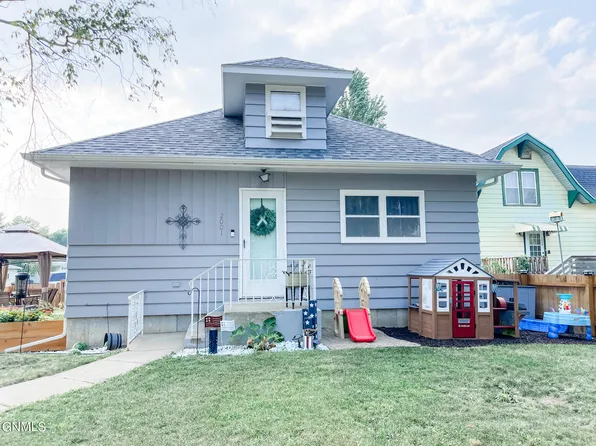 2001 University Ave, Williston, ND 58801