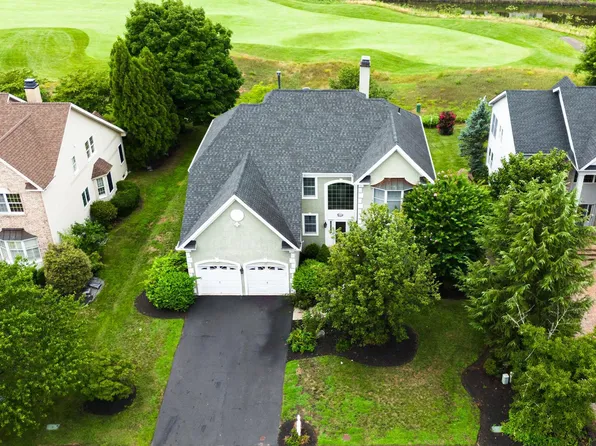 413 Laurel Creek Blvd, Moorestown, NJ 08057
