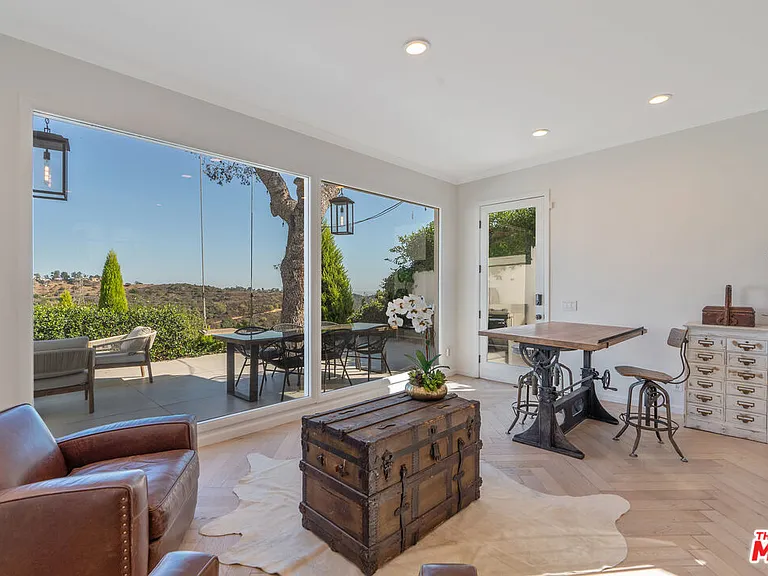 3479 Wonder View Dr — Photo 38