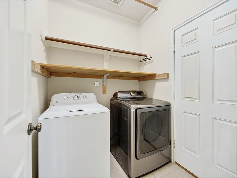 11630 Forest Wind Ln — Photo 36