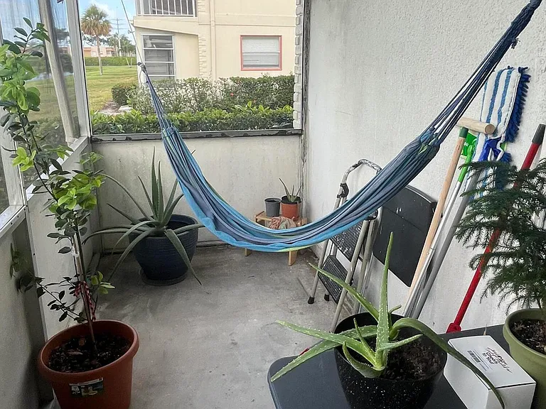 23 Saxony Cir #A — Photo 26