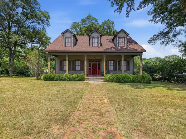 404 W Liberty St, Osyka, MS 39657