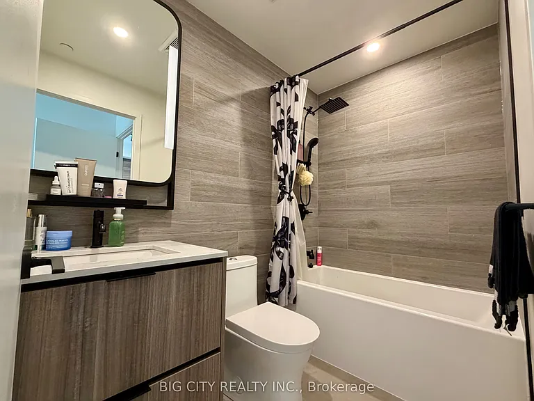1050 Eastern Ave #341 — Photo 8