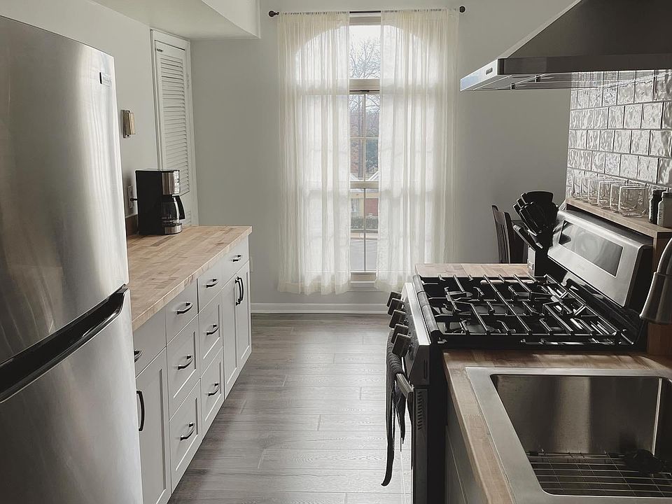 1st image of 3306 Woodburn Village Dr APT 32