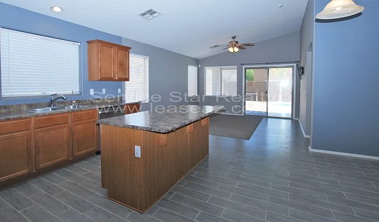 16867 W Belleview St — Photo 8