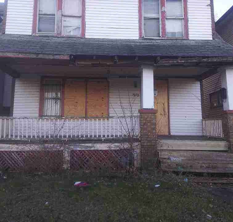7552 St Thomas