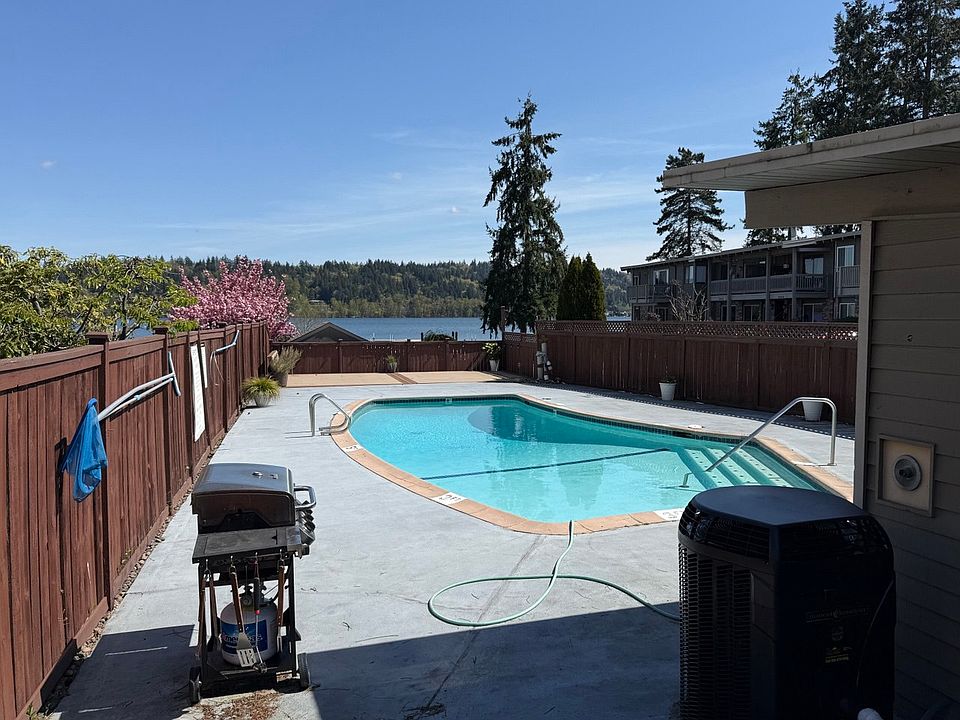 Private pool