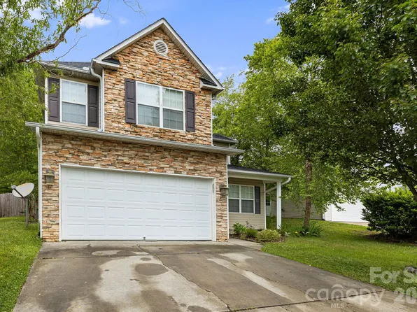 52 Black River Rd, Fletcher, NC 28732