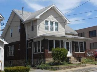 230 W Cunningham St, Butler, PA 16001