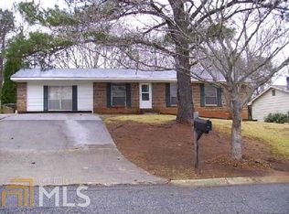 2862 Pam Pl, Rex, GA 30273