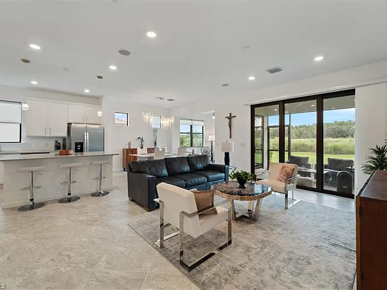 5644 Celebration Dr — Photo 7