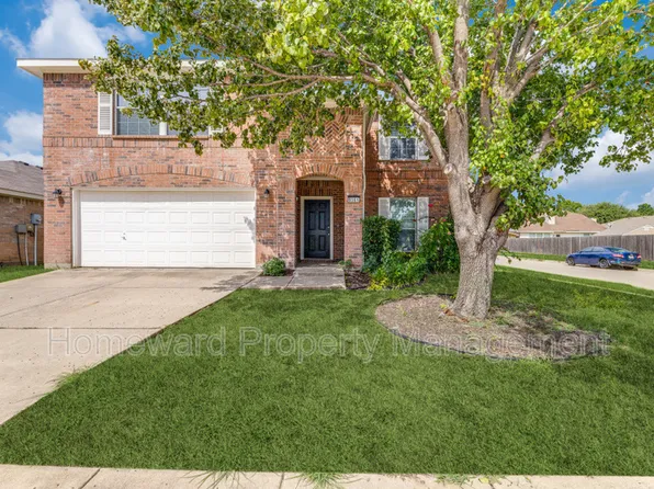 9361 Sundial Dr, Fort Worth, TX 76244