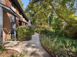 609 Hillsborough St APT 7, Chapel Hill, NC 27514